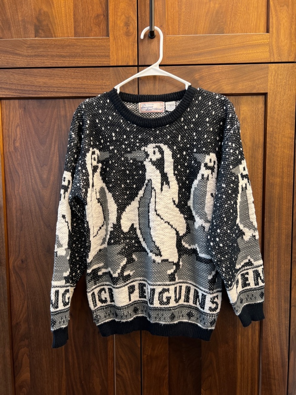 Vintage Black & White Penguin Knit Sweater - Size M